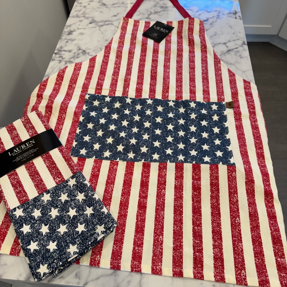 Ralph Lauren American Flag Apron, w/ set of 2 American Flag dish towels